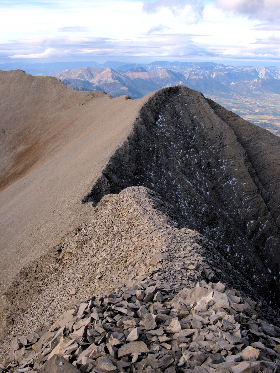 Crête effilée de Malpassé sous l'Obiou