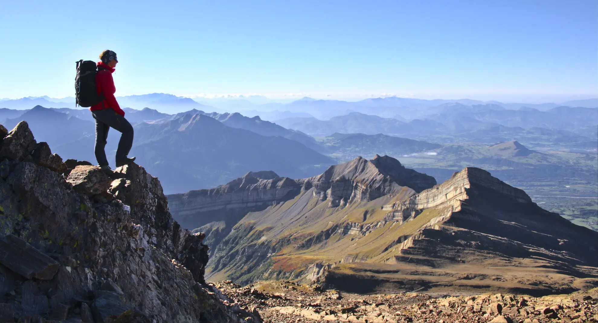 Vue sur le Champsaur depuis l'arête sommitale du Vieux Chaillol