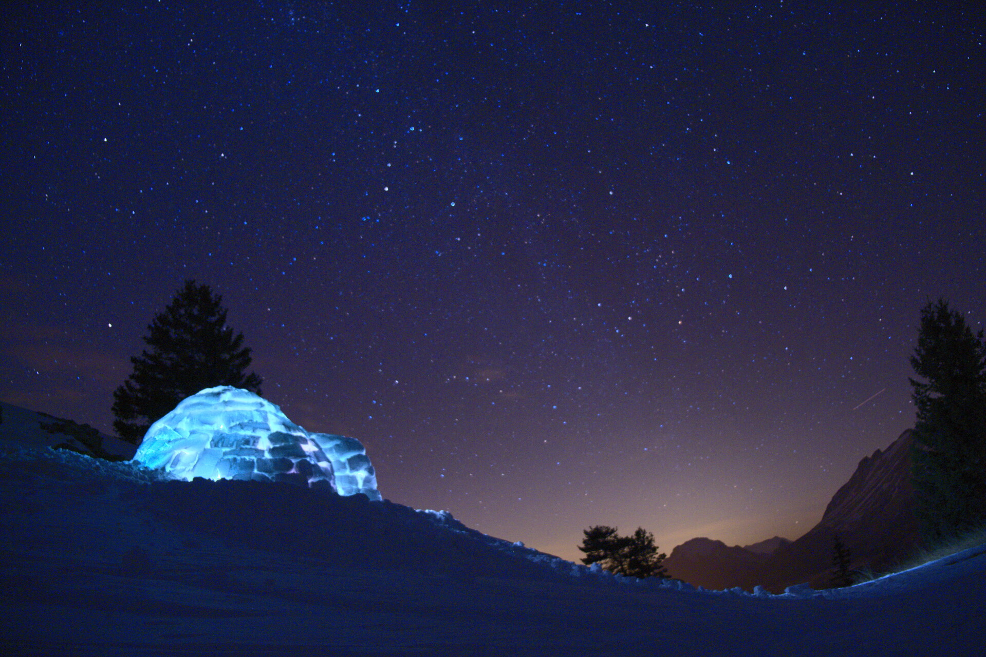 Construire et dormir une nuit dans un Igloo dans les Alpes en 2027